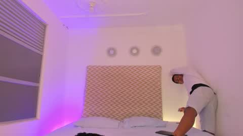 sebastian online show from October 2025 11:22:01 AM