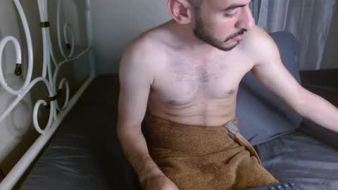 Snapshot of kingxlove23 chatting on October 2025 05:27:02 AM Jason ONLINE 1230 am - 330am GMT-4 online show from October 2025 05:27:02 AM