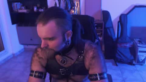 Snapshot of kinkracc chatting on September 2025 07:46:02 AM kinkRacc online show from September 2025 07:46:02 AM