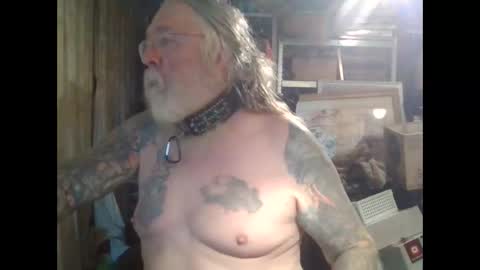 Snapshot of kinktattoos1369 chatting on December 2024 02:19:02 AM kinktattoos6969 online show from December 2024 02:19:02 AM