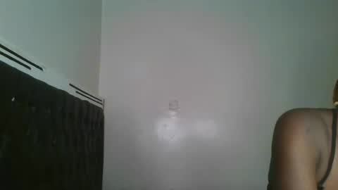 Snapshot of kinky_aria chatting on September 2025 01:54:01 PM kinky_aria online show from September 2025 01:54:01 PM