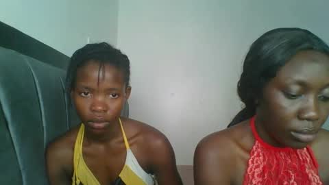 kinky_aria online show from October 2025 05:44:02 PM