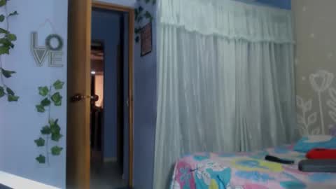 kinky_eli_ online show from February 2026 01:32:02 PM