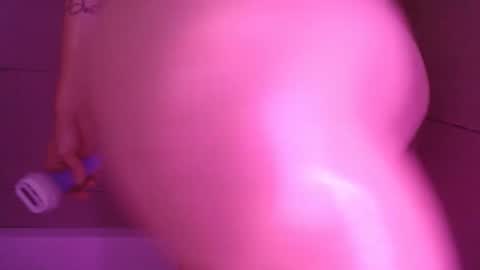 Snapshot of kinky_k80 chatting on April 2026 05:44:02 PM Kinky K80 online show from April 2026 05:44:02 PM