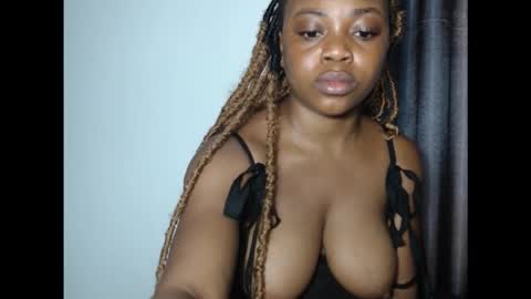 kinky_lollipop online show from October 2025 02:41:02 PM