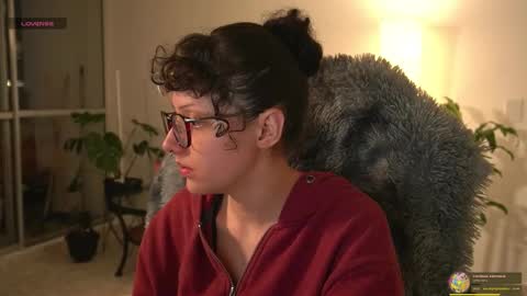 Mary your fav curly girl online show from February 2026 11:27:02 PM