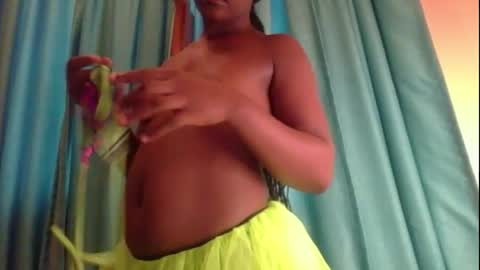 Pixie online show from September 2025 07:10:02 AM