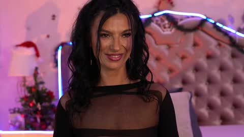 Snapshot of kinkyamelie chatting on December 2025 06:27:02 PM kinkyamelie online show from December 2025 06:27:02 PM