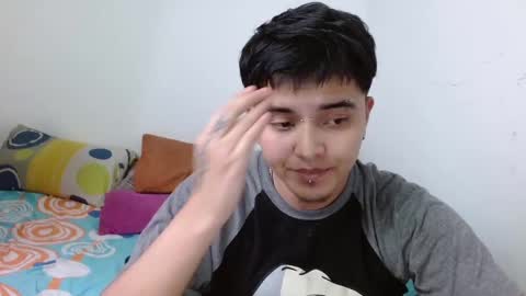 Snapshot of kinkybabies_ chatting on January 2025 06:35:02 AM Mercury online show from January 2025 06:35:02 AM