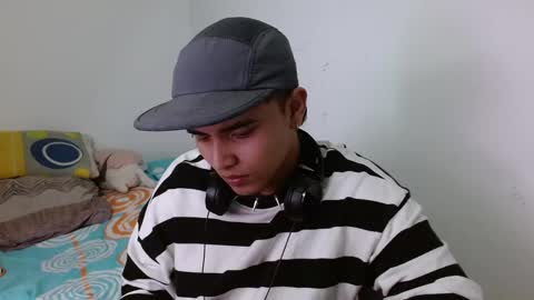 Snapshot of kinkybabies_ chatting on January 2025 05:05:01 AM Mercury online show from January 2025 05:05:01 AM