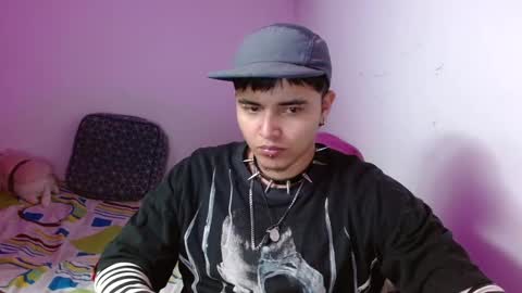 Snapshot of kinkybabies_ chatting on January 2025 09:24:02 AM Mercury online show from January 2025 09:24:02 AM