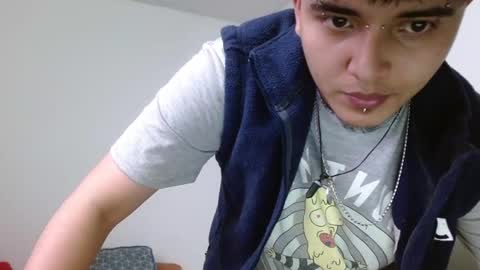 Snapshot of kinkybabies_ chatting on January 2025 06:23:02 AM Mercury online show from January 2025 06:23:02 AM