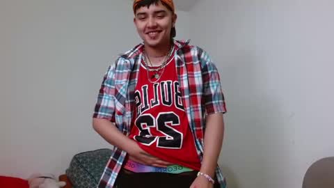 Snapshot of kinkybabies_ chatting on January 2025 03:48:02 AM Mercury online show from January 2025 03:48:02 AM