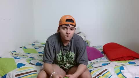 Snapshot of kinkybabies_ chatting on January 2025 08:25:01 AM Mercury online show from January 2025 08:25:01 AM