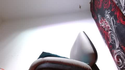 Snapshot of kinkybabies_ chatting on February 2025 03:54:01 AM Mercury online show from February 2025 03:54:01 AM