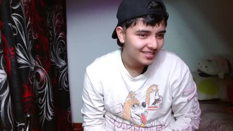 Snapshot of kinkybabies_ chatting on February 2025 05:09:02 AM Mercury online show from February 2025 05:09:02 AM