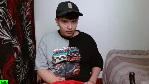 Snapshot of kinkybabies_ chatting on February 2025 01:35:02 AM Mercury online show from February 2025 01:35:02 AM