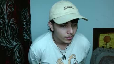 Snapshot of kinkybabies_ chatting on March 2025 09:28:01 AM Mercury online show from March 2025 09:28:01 AM