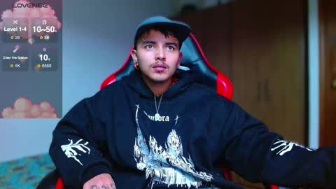 Snapshot of kinkybabies_ chatting on October 2025 12:20:01 AM Mercury online show from October 2025 12:20:01 AM