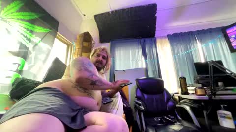 Snapshot of kinkybiguy14 chatting on June 2026 01:56:01 PM Kinky Cassie online show from June 2026 01:56:01 PM