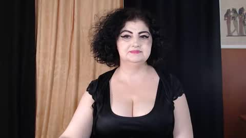 Snapshot of kinkyblacky chatting on September 2025 04:03:01 AM MistressBlacky online show from September 2025 04:03:01 AM