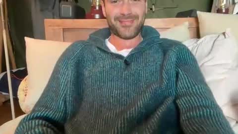 Snapshot of kinkyboyy31 chatting on November 2025 02:28:01 PM M online show from November 2025 02:28:01 PM