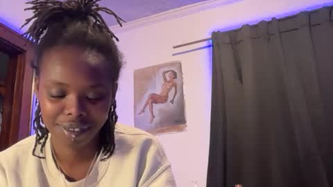 Snapshot of kinkycoupleinteracial chatting on November 2025 12:46:01 AM interracialfacial online show from November 2025 12:46:01 AM