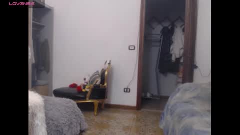 Anya online show from October 2025 11:38:01 PM