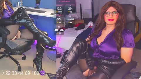 Snapshot of kinkyjessica_xd chatting on December 2024 05:10:02 PM JessicaXD online show from December 2024 05:10:02 PM