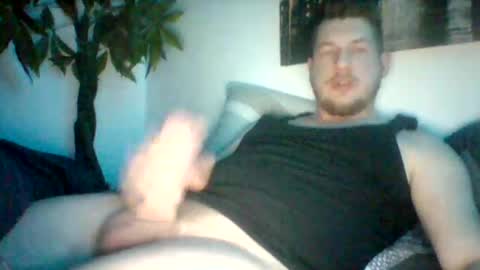 Snapshot of kinkylionboy chatting on January 2025 07:32:01 PM kinkylionboy online show from January 2025 07:32:01 PM