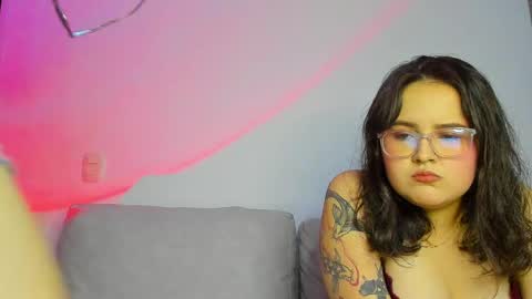 natasha and amber online show from May 2026 11:21:02 PM