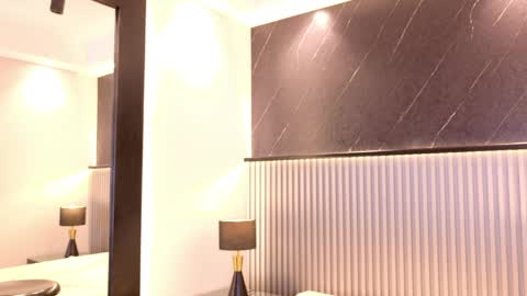  CALL ME KINSLEY  online show from April 2026 06:19:01 AM