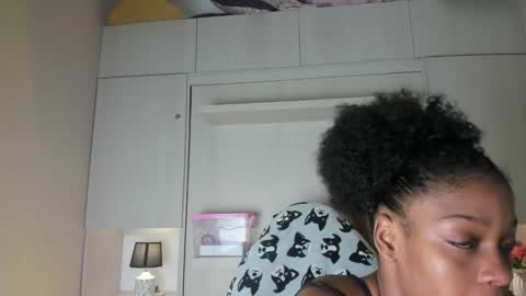 Snapshot of kiomarabaker chatting on March 2026 12:11:01 PM M A R A online show from March 2026 12:11:01 PM