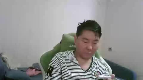 Snapshot of kioto795 chatting on February 2026 03:27:02 AM kioto795 online show from February 2026 03:27:02 AM