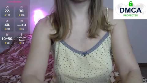 Snapshot of kira_blonde_angel chatting on February 2025 06:31:01 AM Kira online show from February 2025 06:31:01 AM