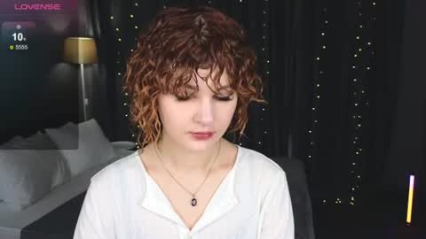 Snapshot of kira_fluffy chatting on June 2026 12:09:02 AM Kira online show from June 2026 12:09:02 AM