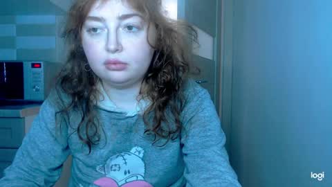 Snapshot of kira_foxy_ chatting on April 2026 09:30:02 AM Kira online show from April 2026 09:30:02 AM