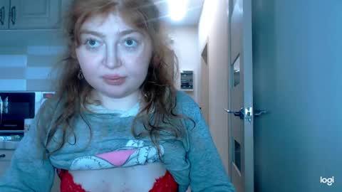 Snapshot of kira_foxy_ chatting on April 2026 09:45:01 AM Kira online show from April 2026 09:45:01 AM