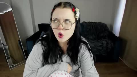 Snapshot of kira_g0ld chatting on March 2026 09:37:02 AM kira online show from March 2026 09:37:02 AM
