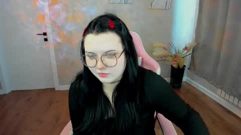 Snapshot of kira_g0ld chatting on March 2026 01:31:02 AM kira online show from March 2026 01:31:02 AM