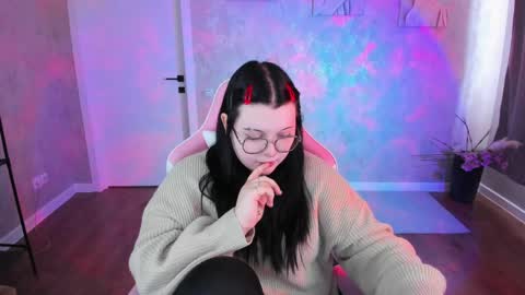 Snapshot of kira_g0ld chatting on April 2026 01:38:01 AM kira online show from April 2026 01:38:01 AM