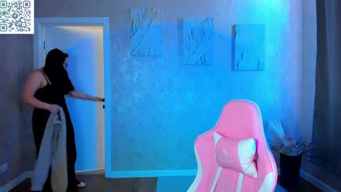 Snapshot of kira_g0ld chatting on April 2026 09:04:01 AM kira online show from April 2026 09:04:01 AM