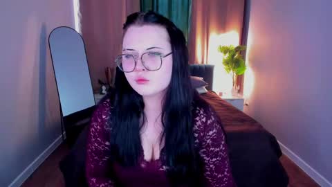 Snapshot of kira_g0ld chatting on April 2026 09:01:02 AM kira online show from April 2026 09:01:02 AM