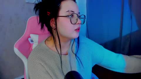 Snapshot of kira_g0ld chatting on April 2026 09:18:01 AM kira online show from April 2026 09:18:01 AM