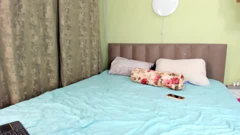 Snapshot of kira_kittyxxx chatting on December 2024 06:20:01 AM Kira online show from December 2024 06:20:01 AM