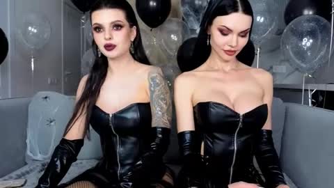 Snapshot of kira_mmr chatting on November 2025 03:36:01 PM Kira and friends online show from November 2025 03:36:01 PM