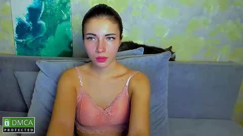 Snapshot of kira_moon_1 chatting on November 2025 07:34:02 PM Kira online show from November 2025 07:34:02 PM