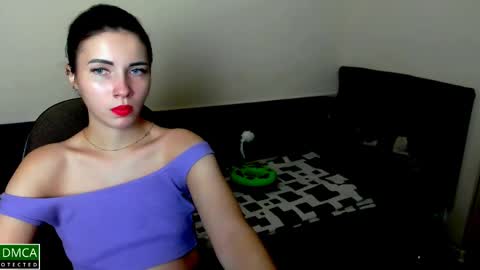 Snapshot of kira_mooon chatting on December 2024 07:25:02 PM Kira online show from December 2024 07:25:02 PM