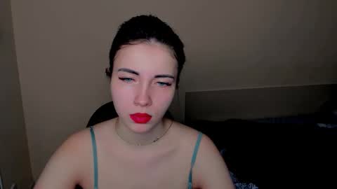 Snapshot of kira_mooon chatting on February 2025 11:48:01 PM Kira online show from February 2025 11:48:01 PM