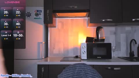 Kira online show from February 2025 11:38:02 AM